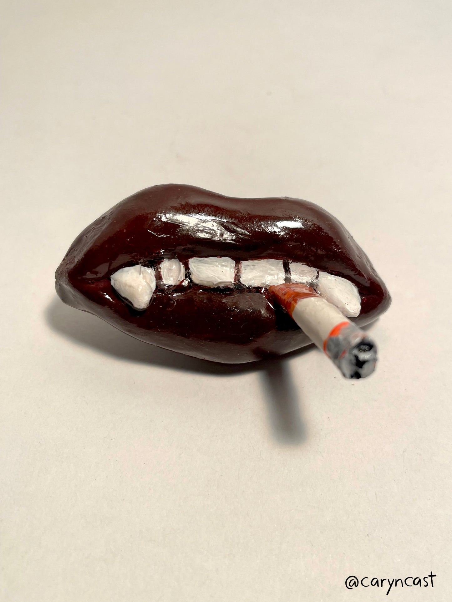 Dorothy Fangs Magnet