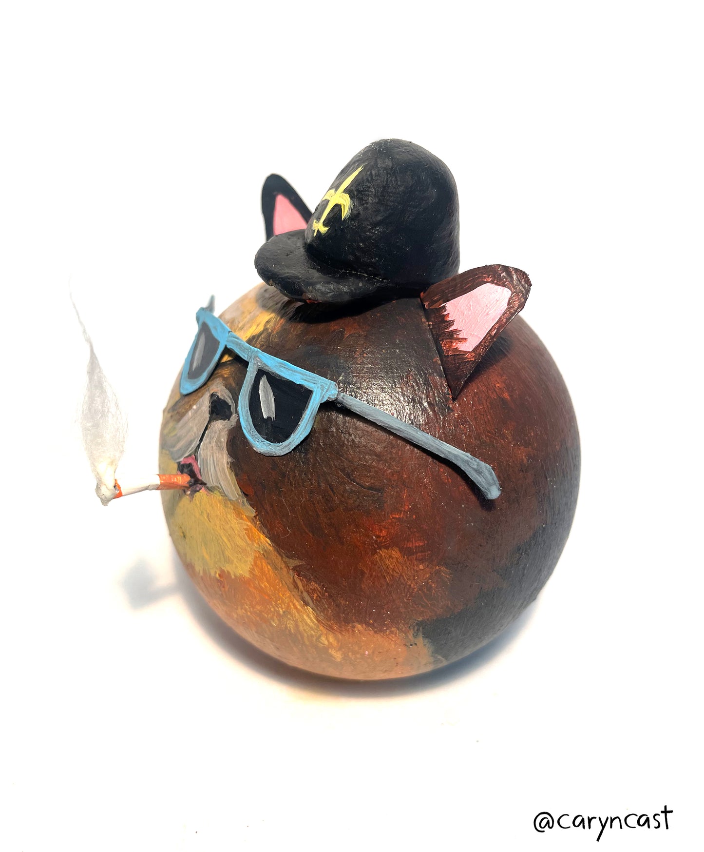 Houdini the Smoking Cat with Shades