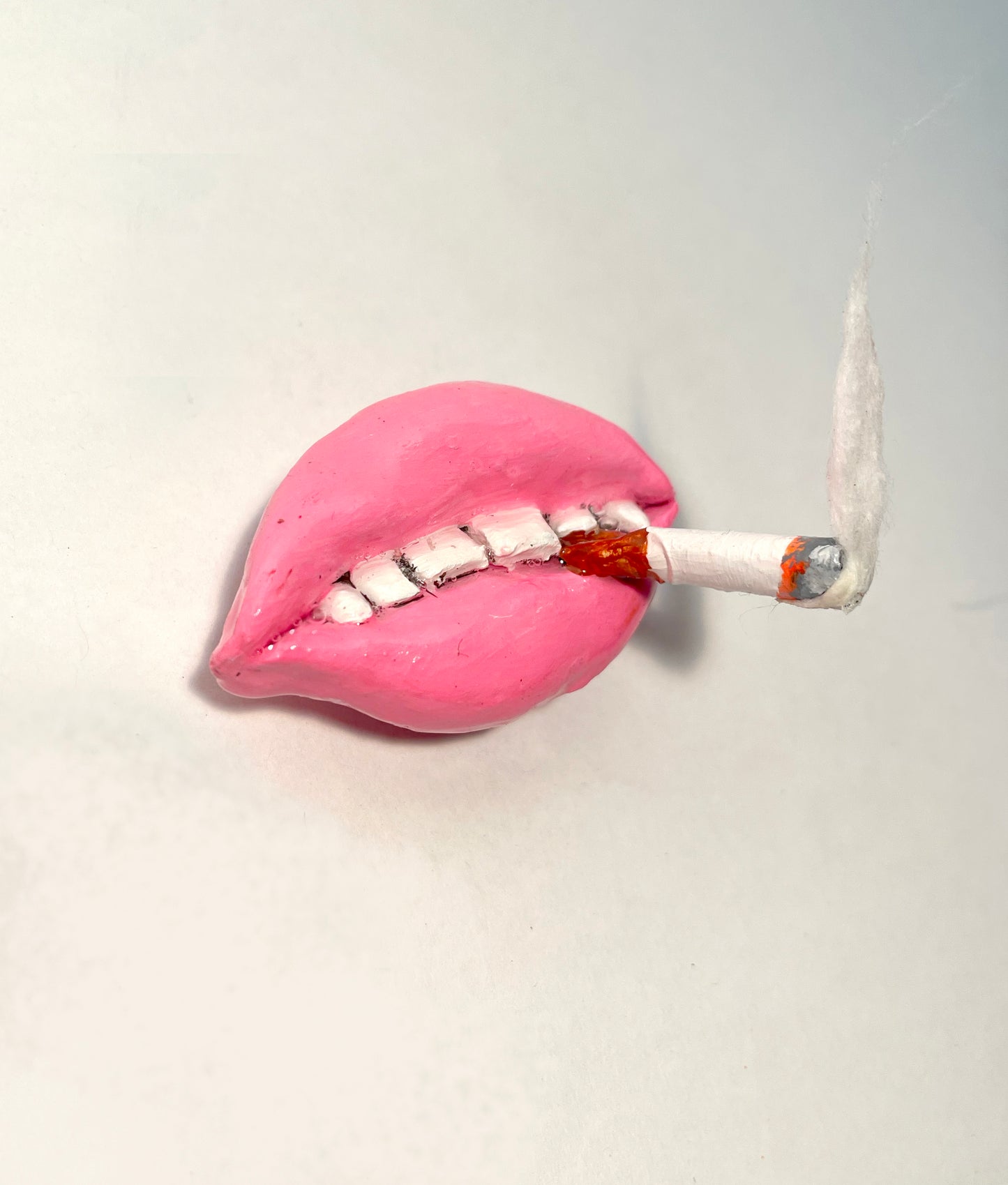 Miss Pinky Smoking Lips Magnet