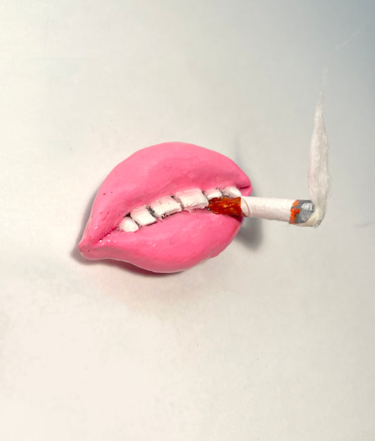 Miss Pinky Smoking Lips Magnet