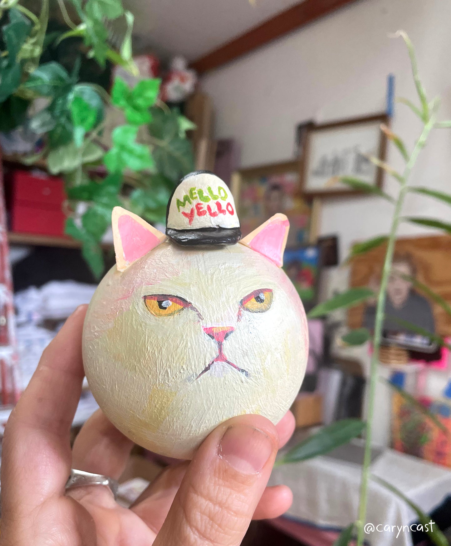 Gumbo the Cat Paperweight
