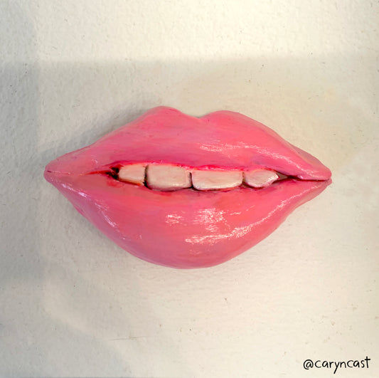 Shiny Pink Mouth Magnet